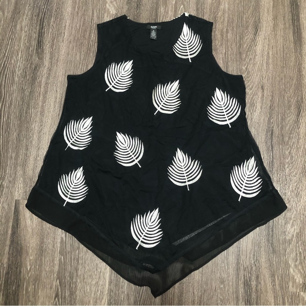 Alfani Woman Black Embroidered Leaf Overlay Tank Top - Sheer Hem - Size 1X